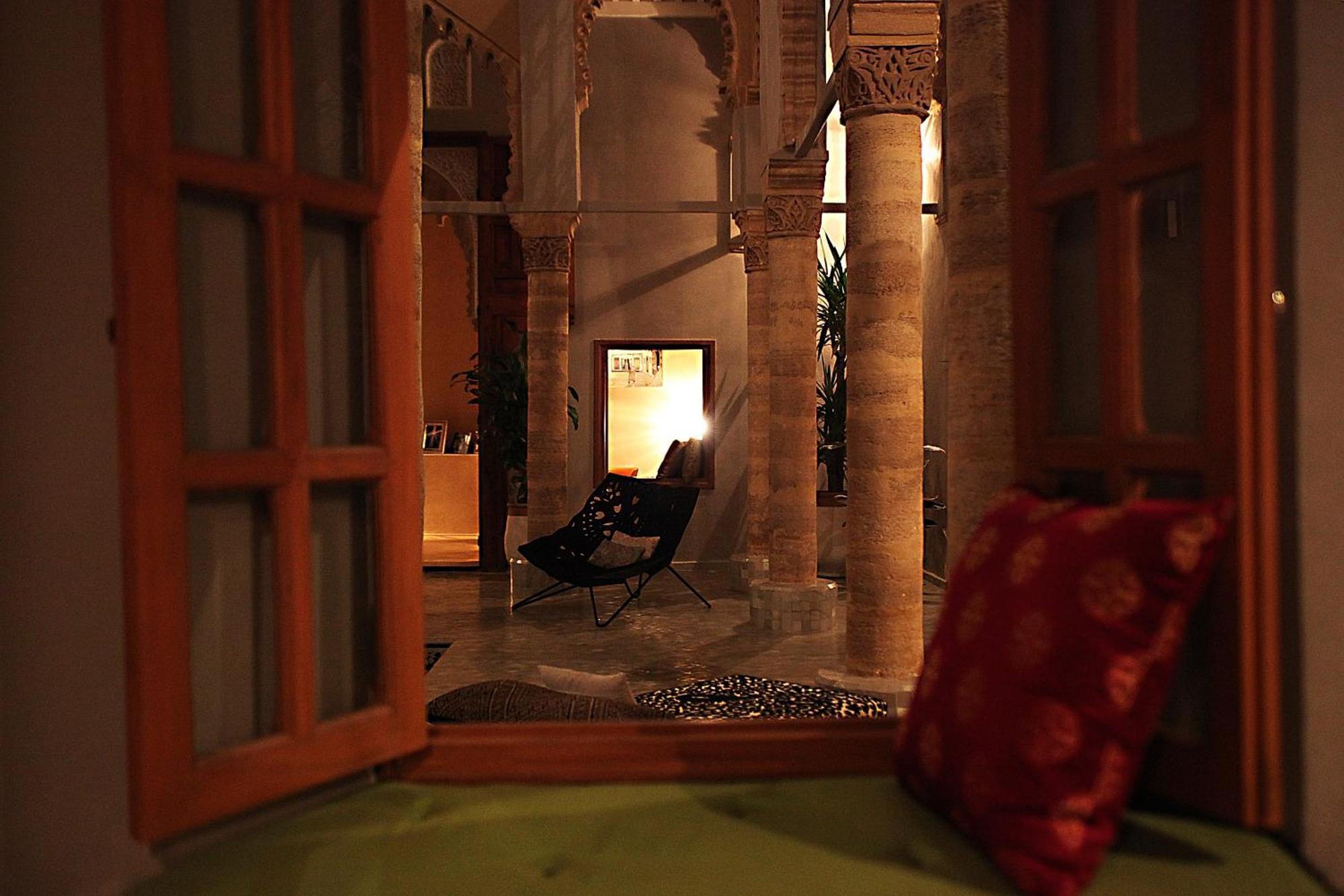 L'Alcazar Hotel ราบัต ภายนอก รูปภาพ