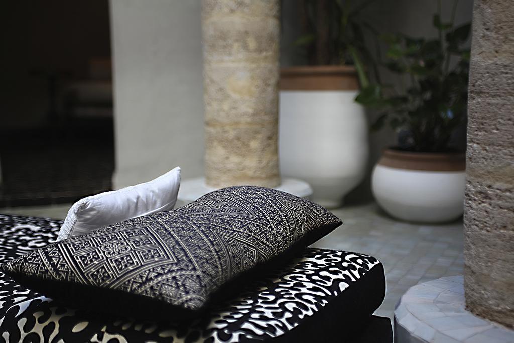 L'Alcazar Hotel ราบัต ภายนอก รูปภาพ